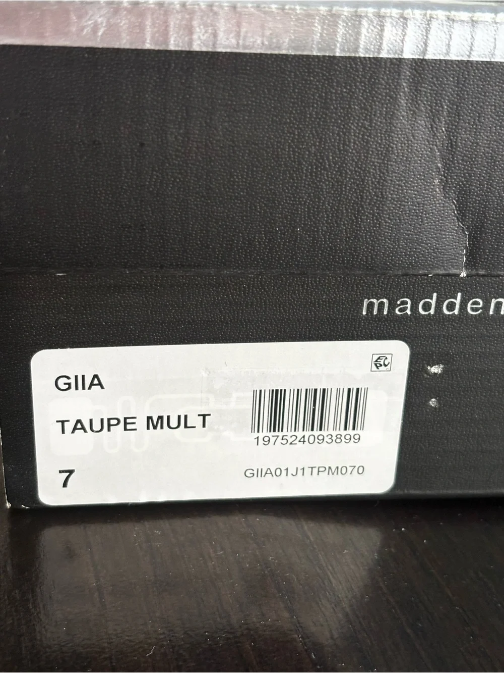 Madden Girl NEW Women’s Taupe Beige Suede Sneakers with Black Accent Gum Sole